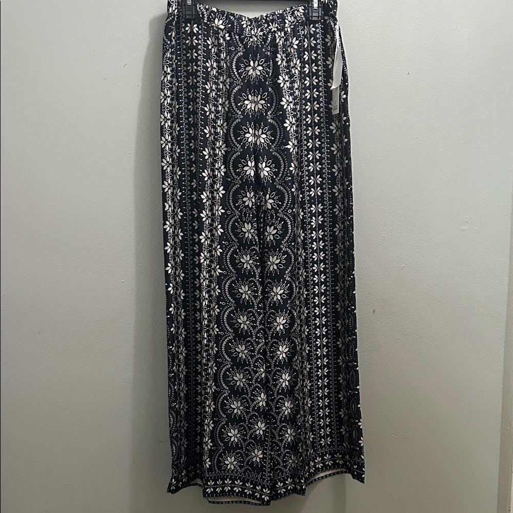 Black & White Printed Maxi Satin Pant - Women's
